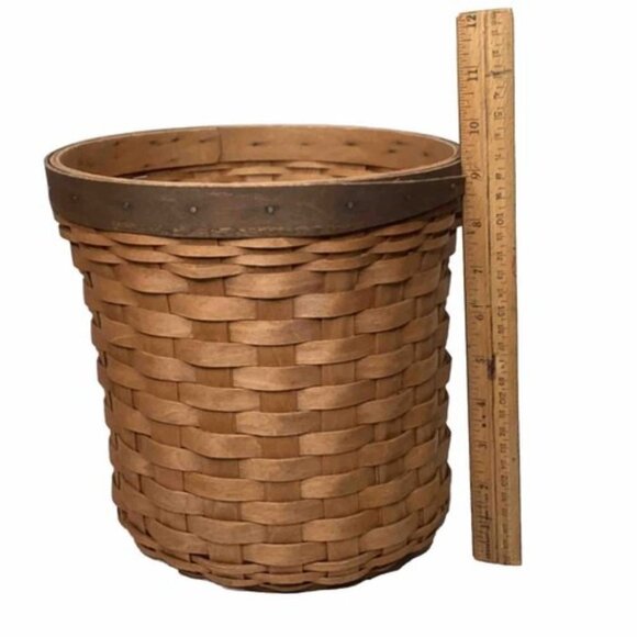 Longaberger Handwoven Basket 2006 Signed Honey Wood Farmhouse Decor Rare Weaved - Picture 6 of 6